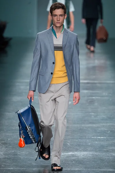 Look 20